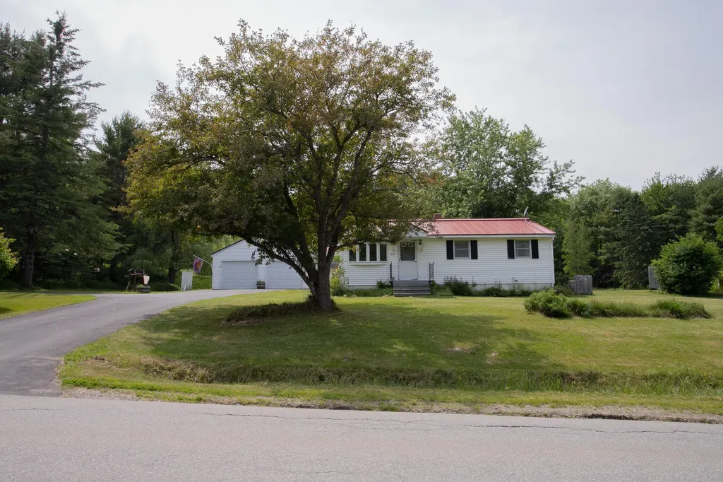 635 Dow Road Orrington ME 04474