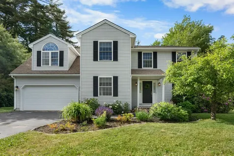 12 Garrison Oaks Drive Kennebunk ME 04043