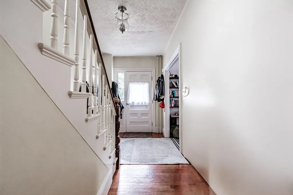 34 Leonard Street Portland ME 04103