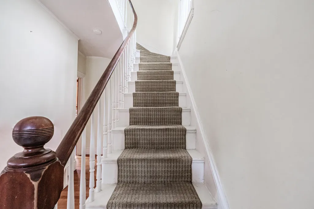 34 Leonard Street Portland ME 04103