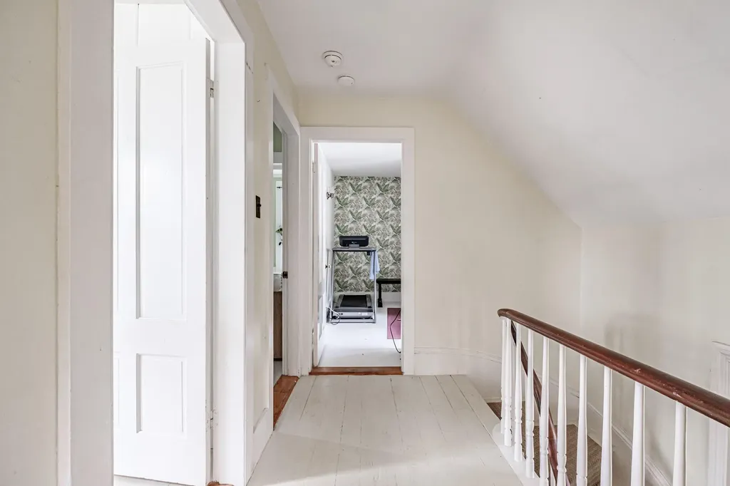34 Leonard Street Portland ME 04103