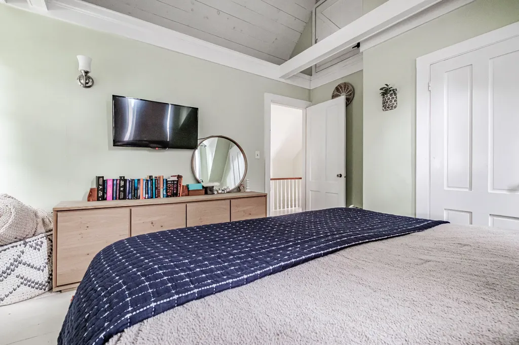 34 Leonard Street Portland ME 04103