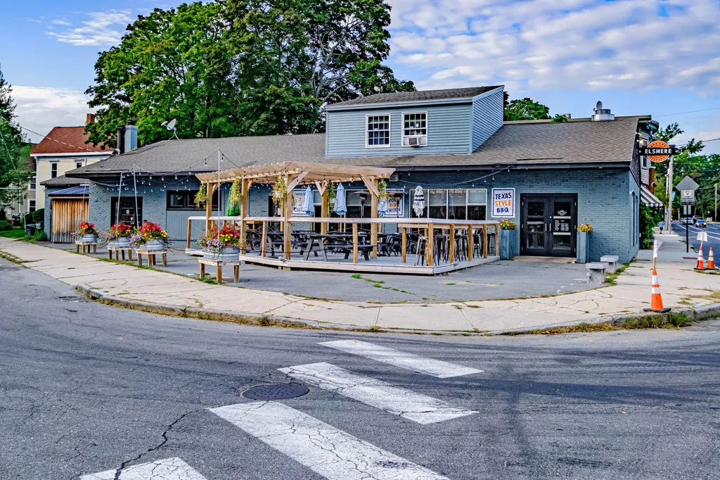 34 Leonard Street Portland ME 04103
