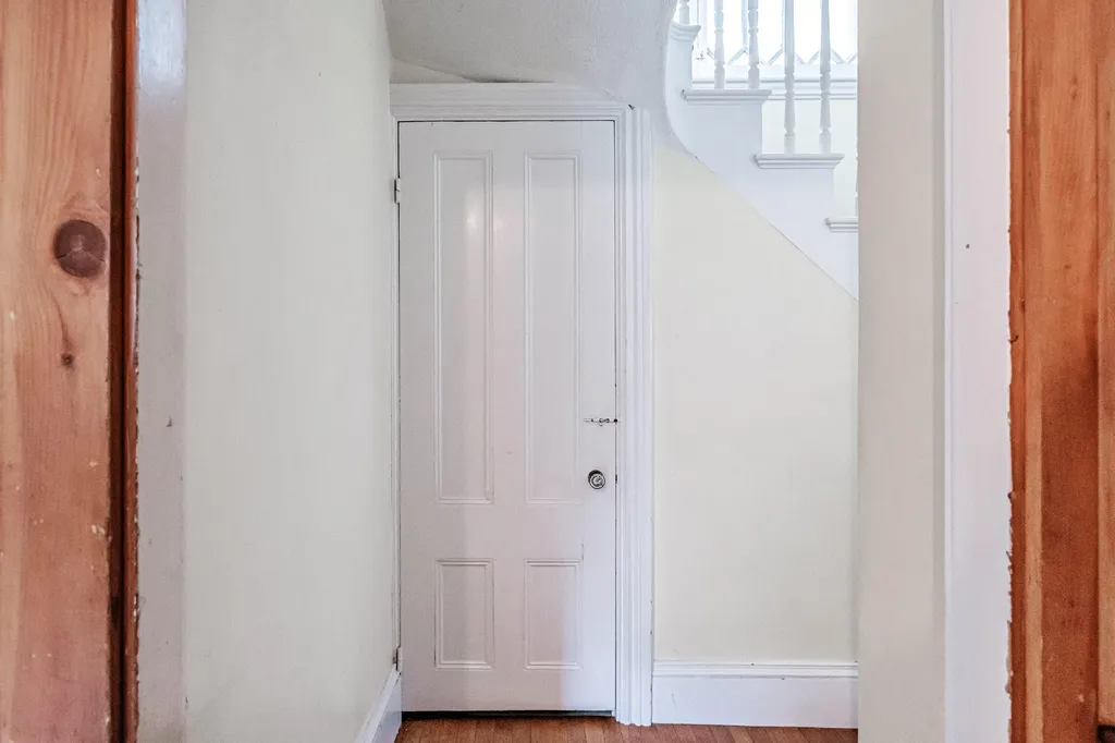 34 Leonard Street Portland ME 04103