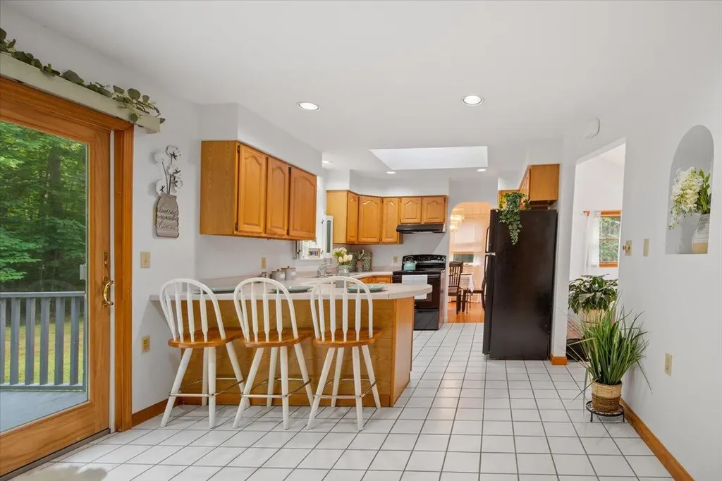 259 Rabbit Valley Road Oxford ME 04270
