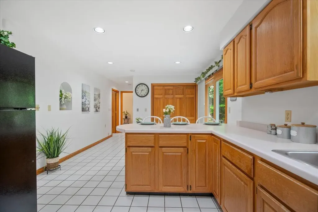 259 Rabbit Valley Road Oxford ME 04270