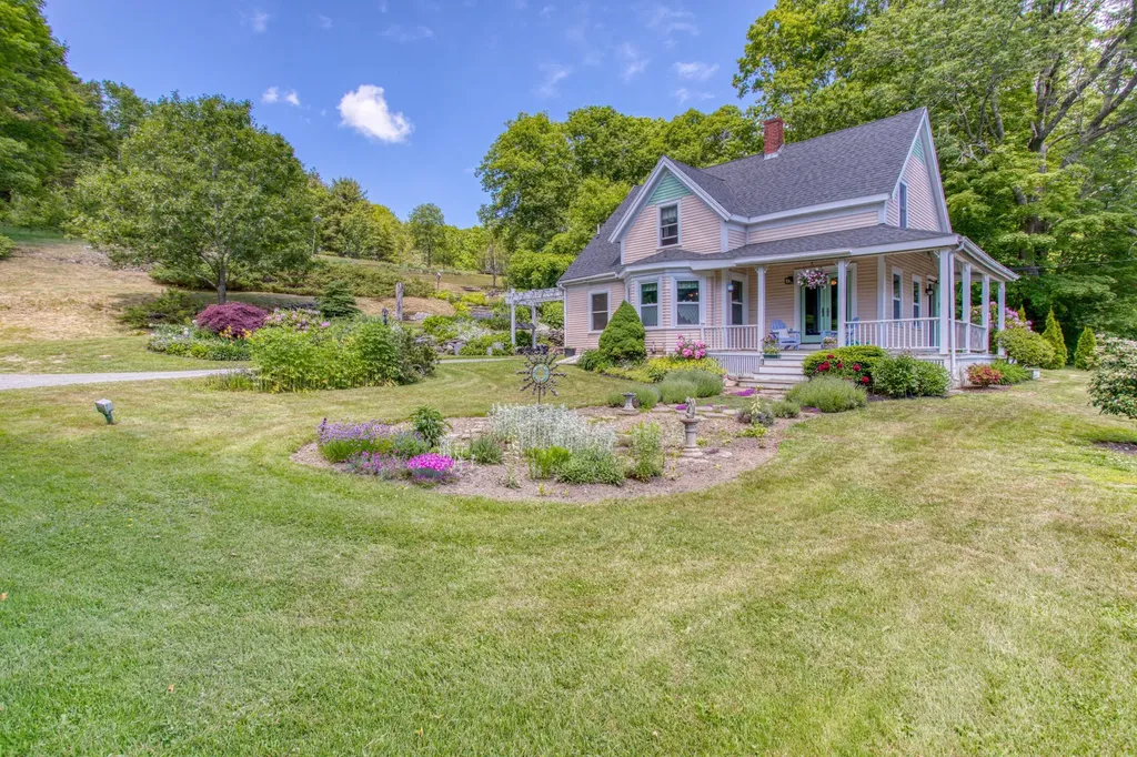 771 Boothbay Road Edgecomb ME 04556