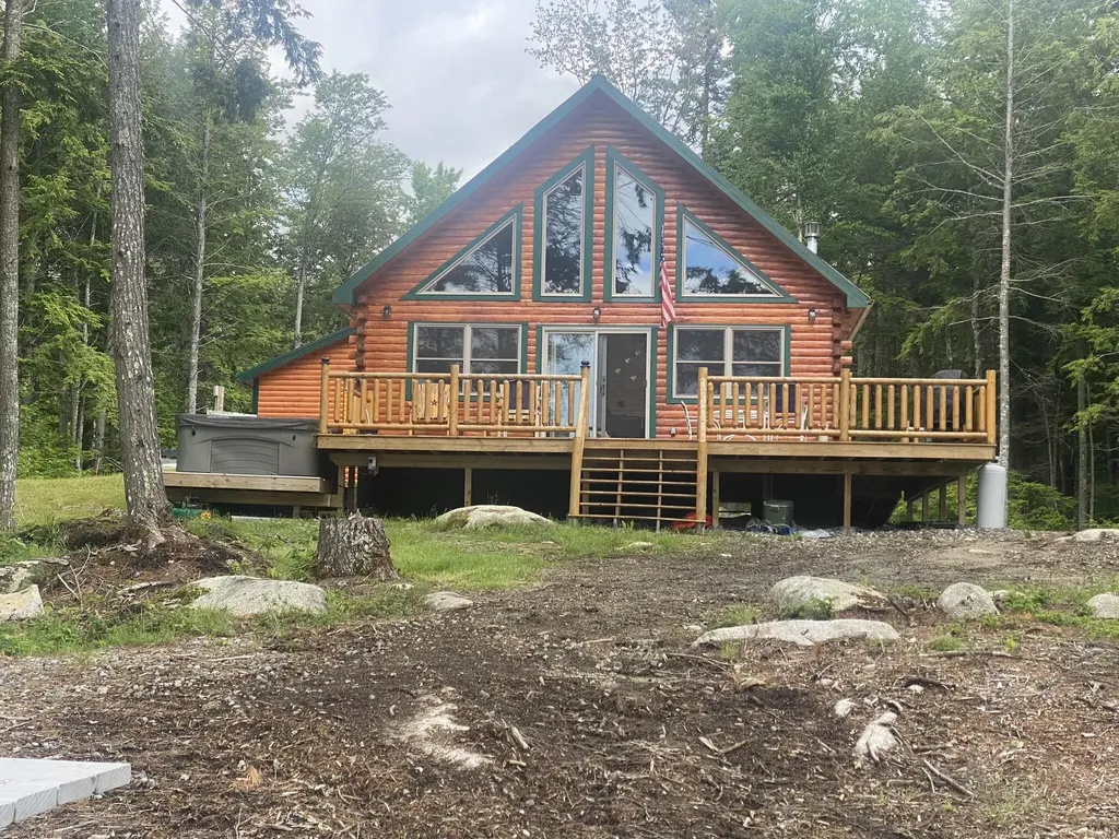 25 Boulder Lane Lincoln ME 04457