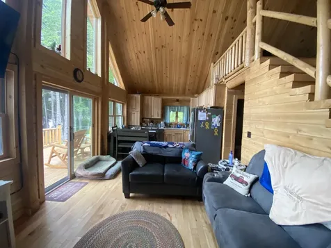25 Boulder Lane Lincoln ME 04457