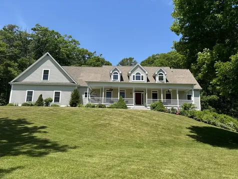 18 Moxie Cove Road Bristol ME 04564
