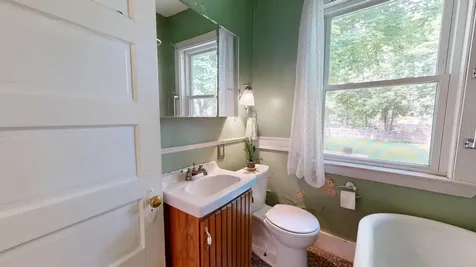 125 Lake Street Auburn ME 04210