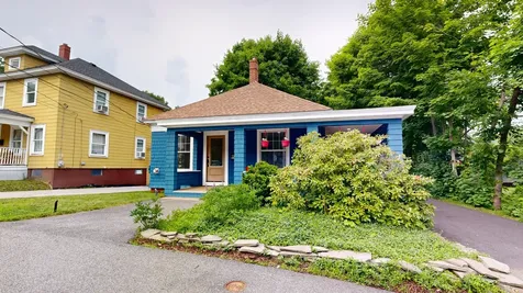 125 Lake Street Auburn ME 04210