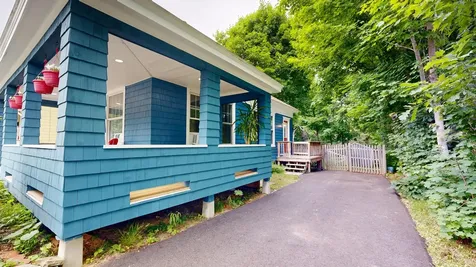 125 Lake Street Auburn ME 04210