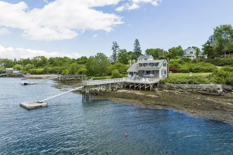 21 Steamboat Wharf Lane Harpswell ME 04079
