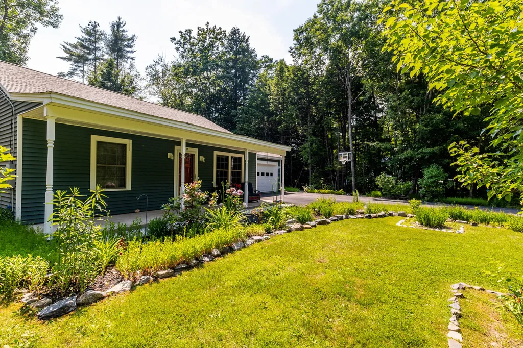 19 Boothby Road Saco ME 04072
