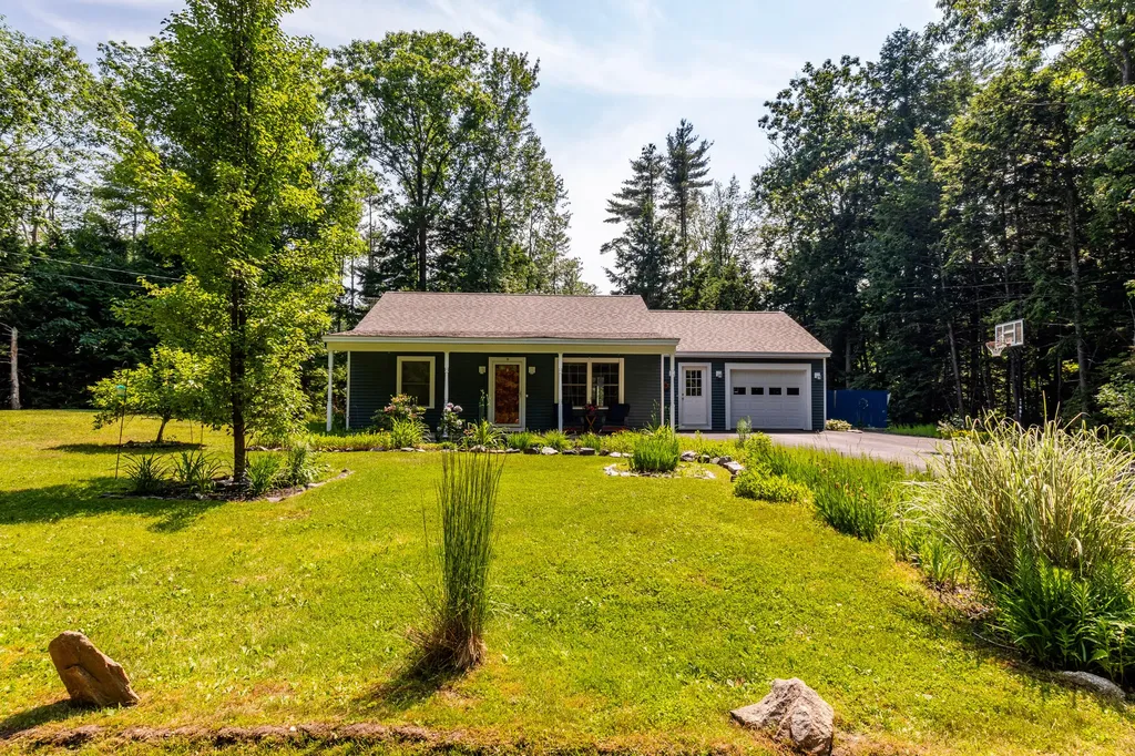 19 Boothby Road Saco ME 04072