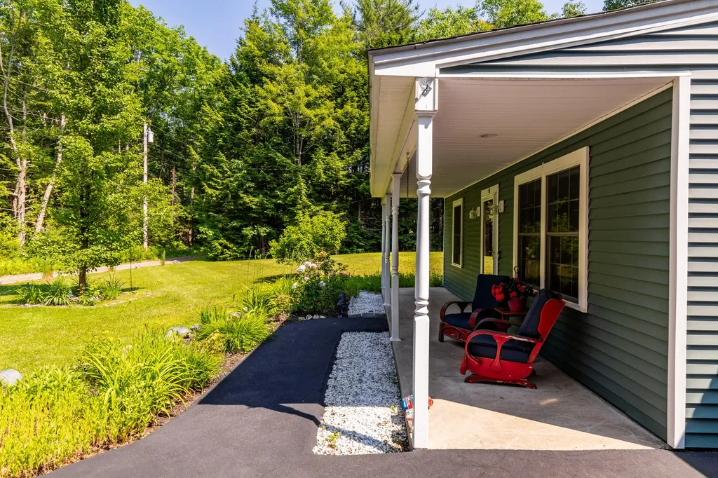 19 Boothby Road Saco ME 04072