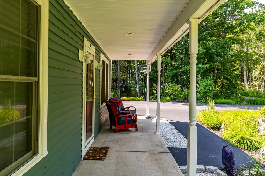 19 Boothby Road Saco ME 04072