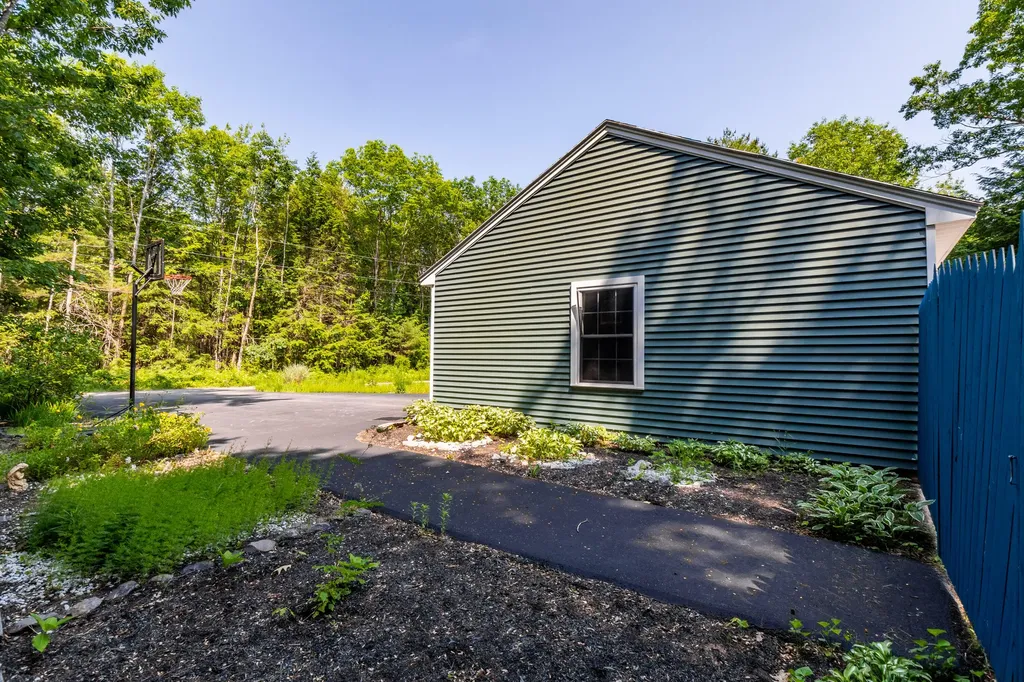 19 Boothby Road Saco ME 04072