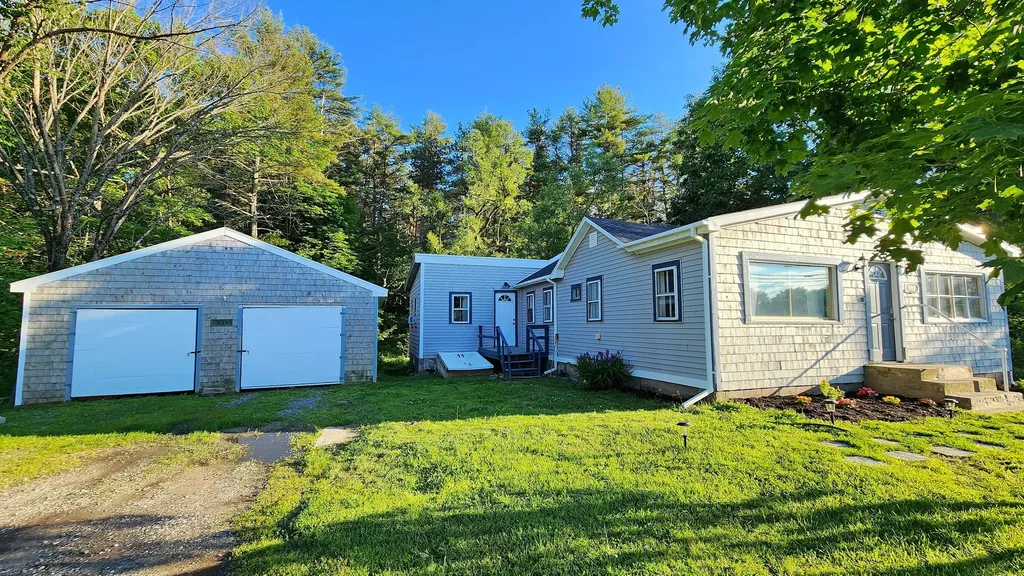 392 Bath Road Brunswick ME 04011