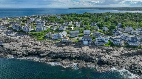 7 Nubble Point York ME 03909