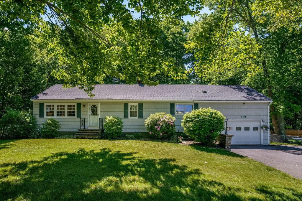 197 Payne Road Scarborough ME 04074