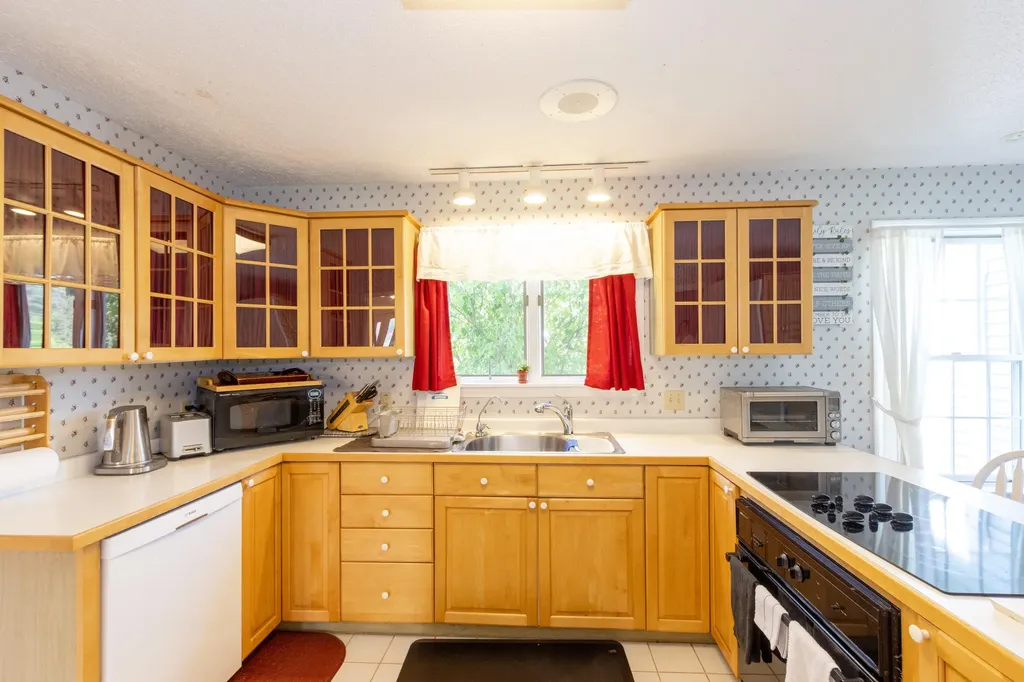 54 Arctic Station Road Orrington ME 04474
