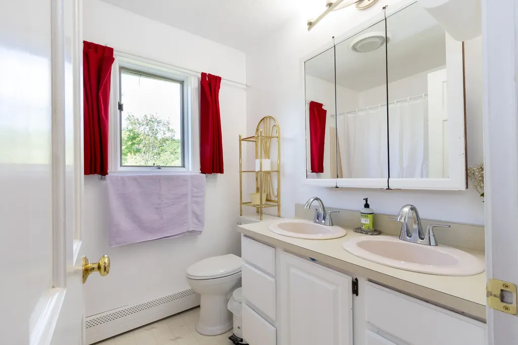 54 Arctic Station Road Orrington ME 04474