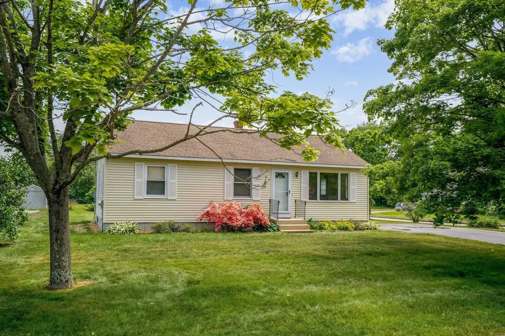 66 Saugus Street Portland ME 04103