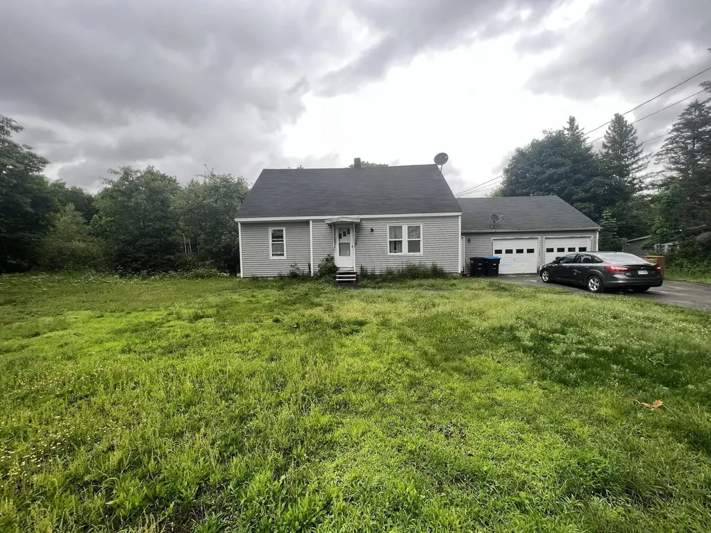 22 Old Kelley Avenue Orono ME 04473