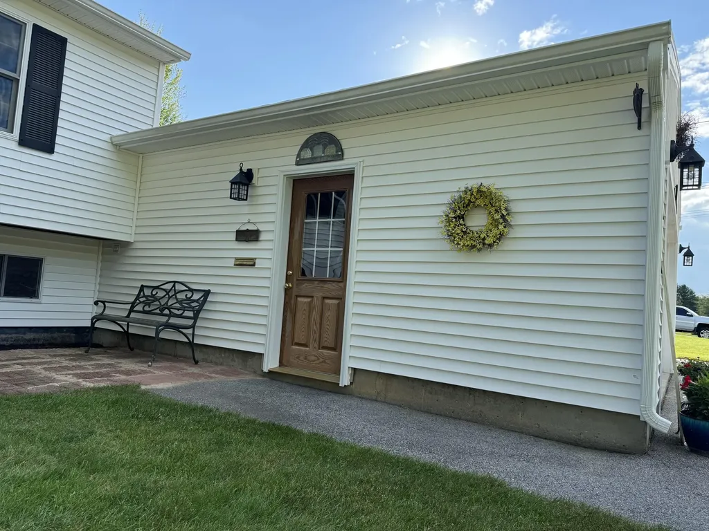 47 Rotherdale Road Brewer ME 04412