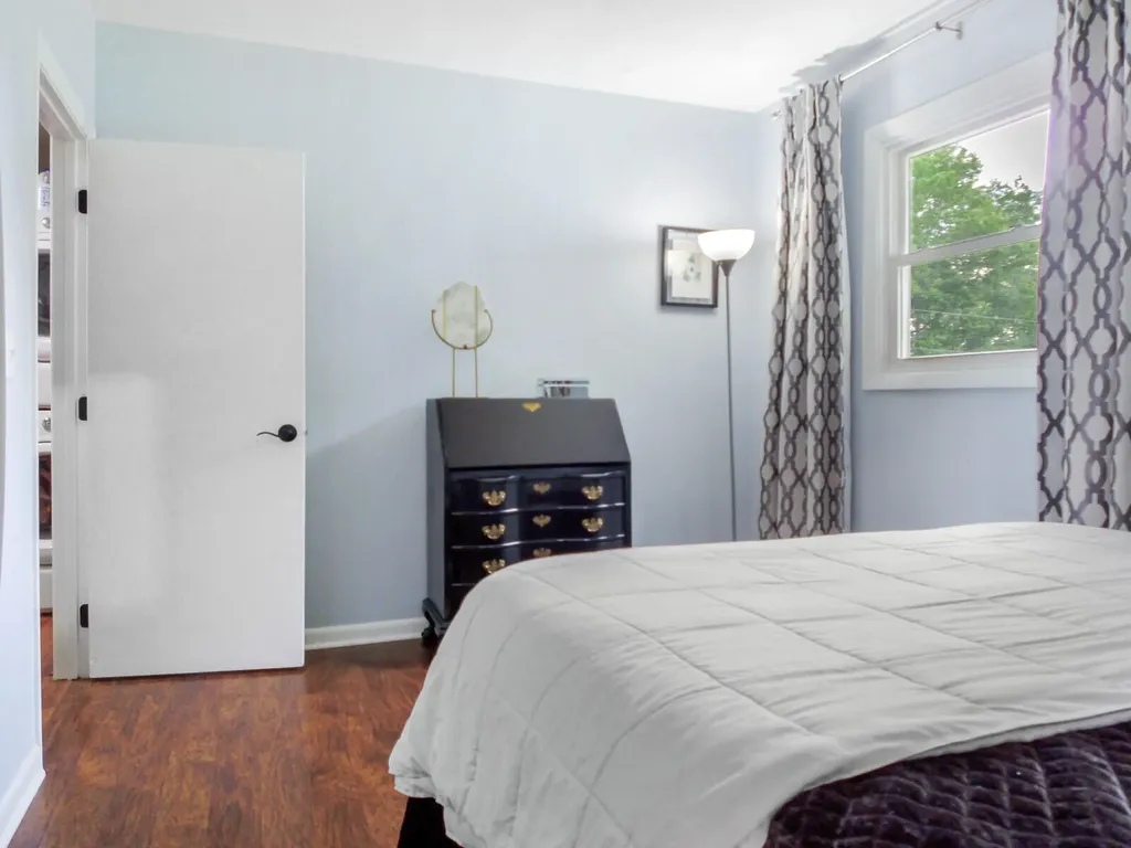 520 Bay Road Bowdoinham ME 04008