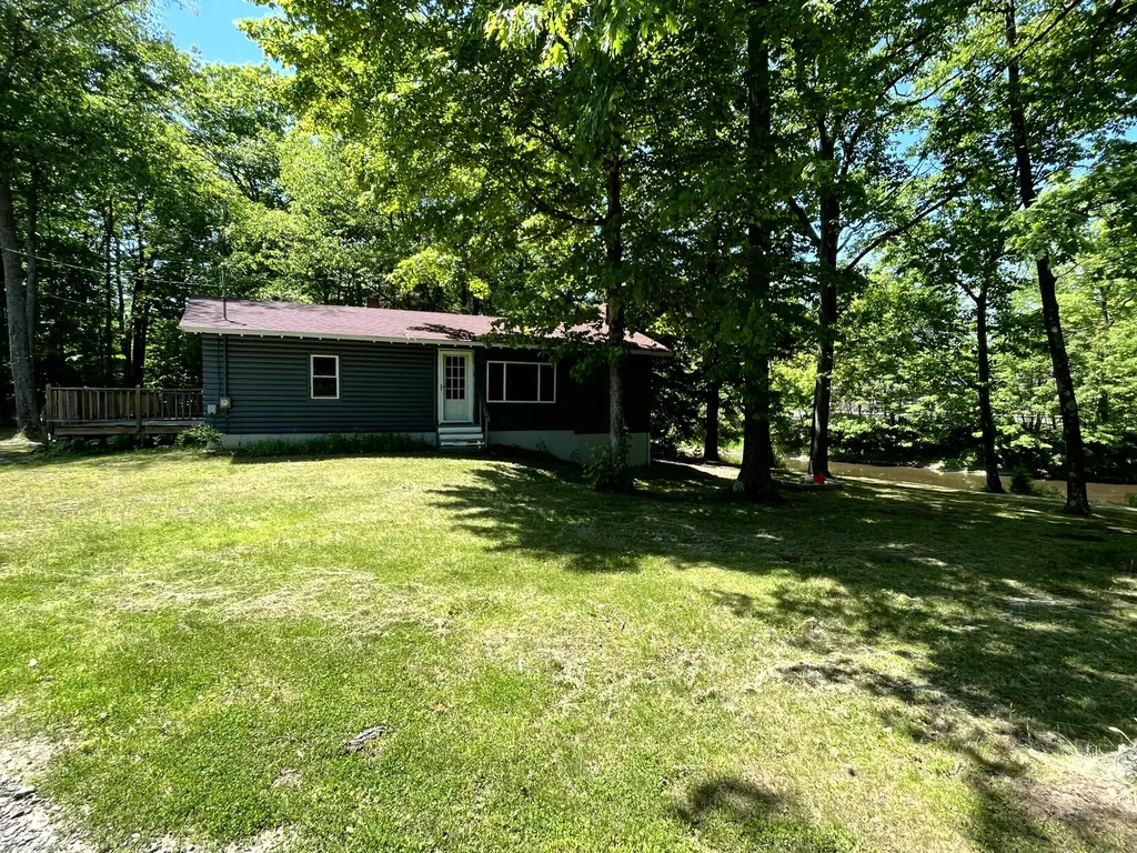 118 Town Farm Road Sidney ME 04330