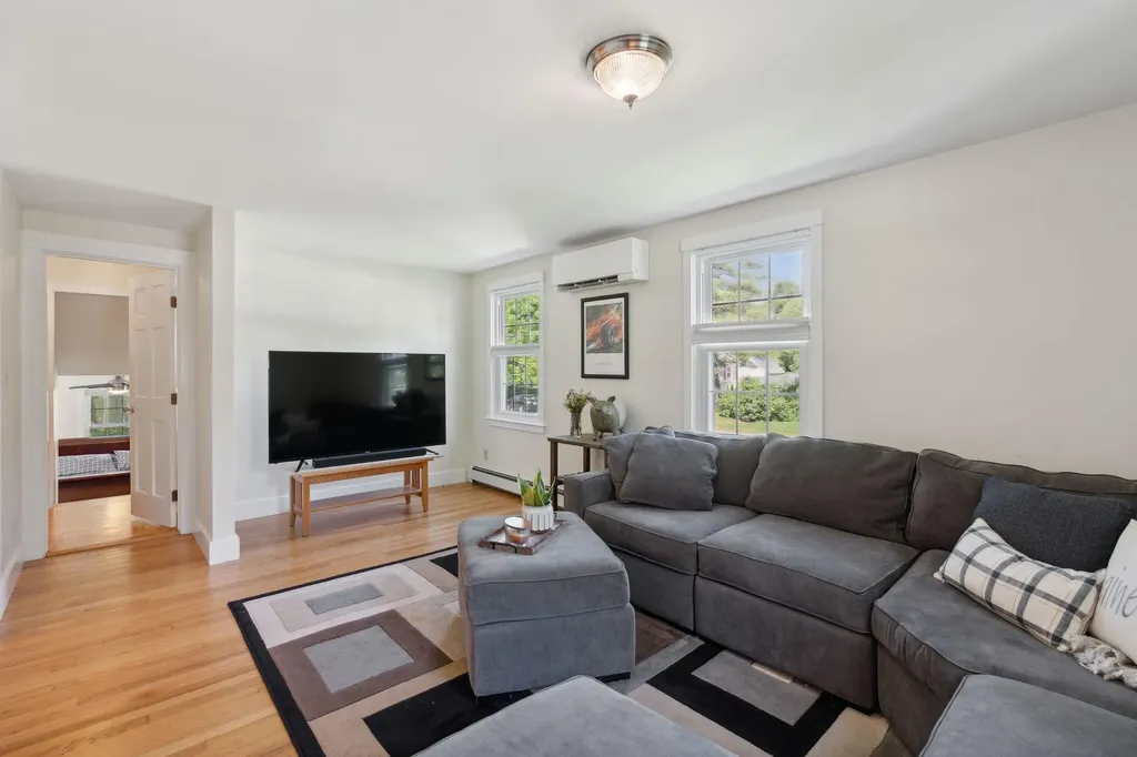 278 Rogers Road Yarmouth ME 04096