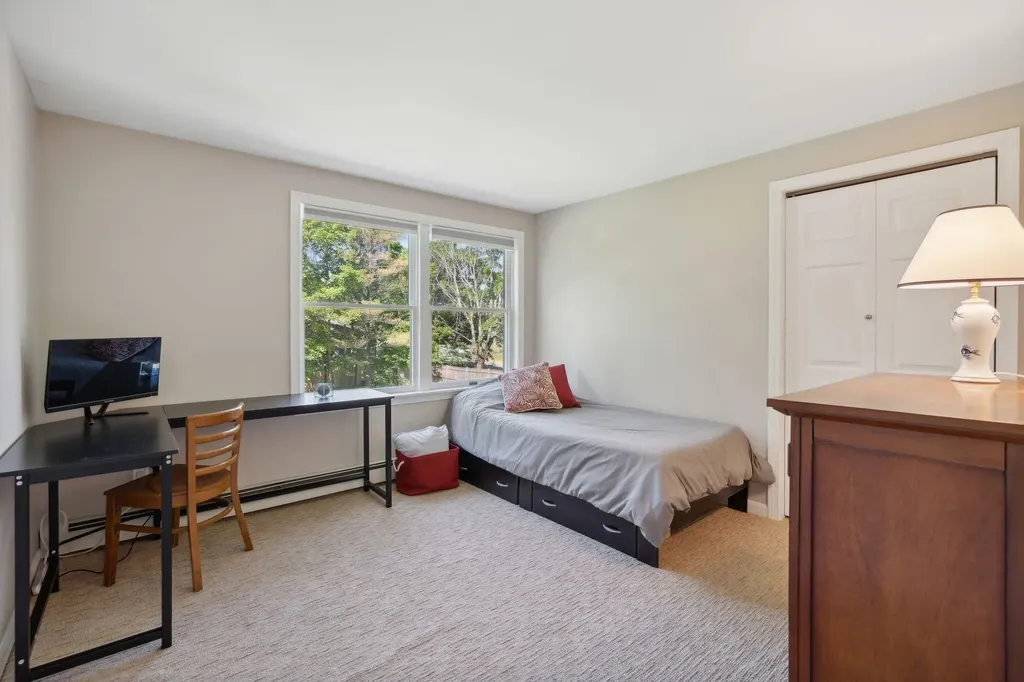 278 Rogers Road Yarmouth ME 04096