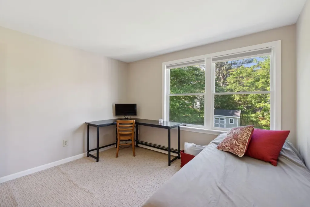 278 Rogers Road Yarmouth ME 04096
