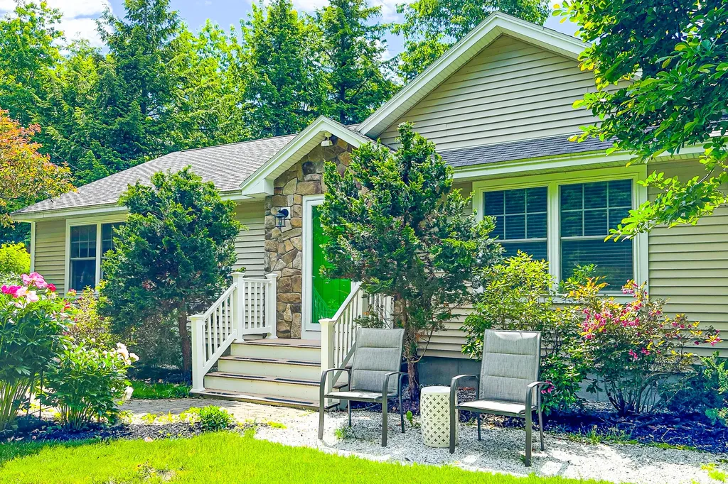 4 Kezar Heights Bridgton ME 04009