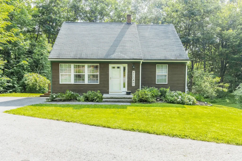 26 Wildridge Road Standish ME 04084
