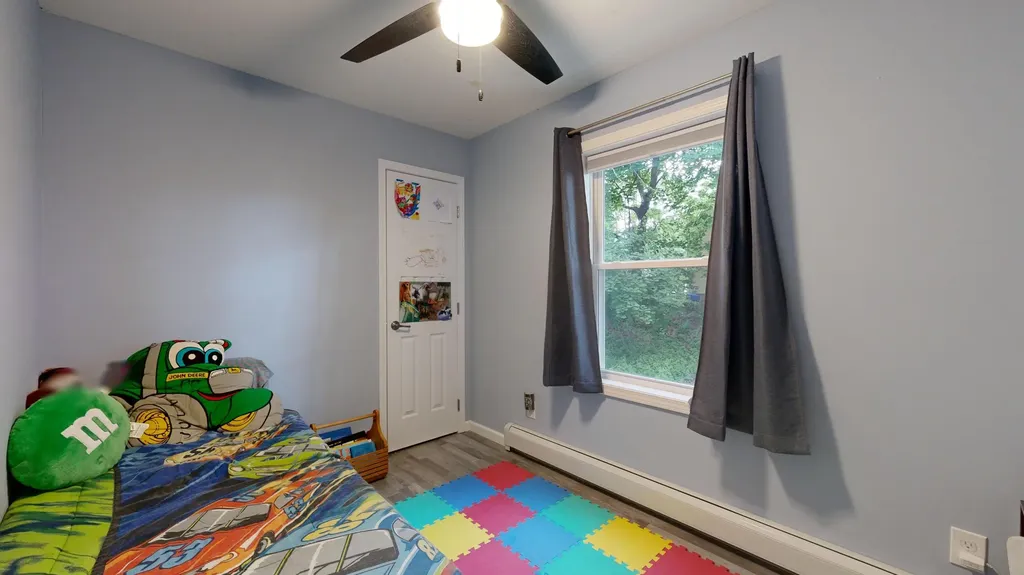14 Weaver Street Auburn ME 04210