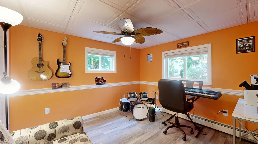 14 Weaver Street Auburn ME 04210