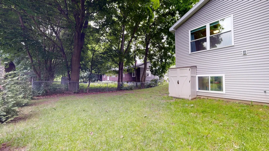 14 Weaver Street Auburn ME 04210