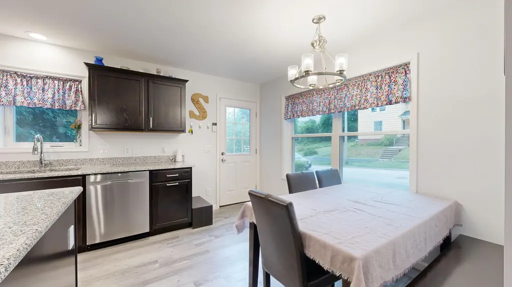 14 Weaver Street Auburn ME 04210