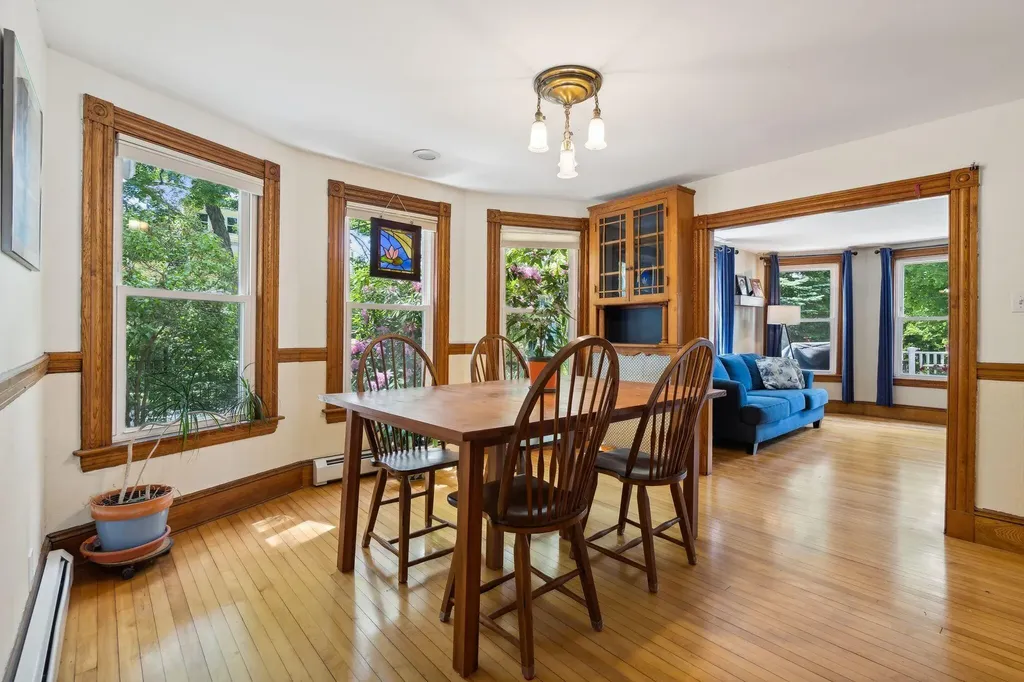 49 Clifton Street Portland ME 04101