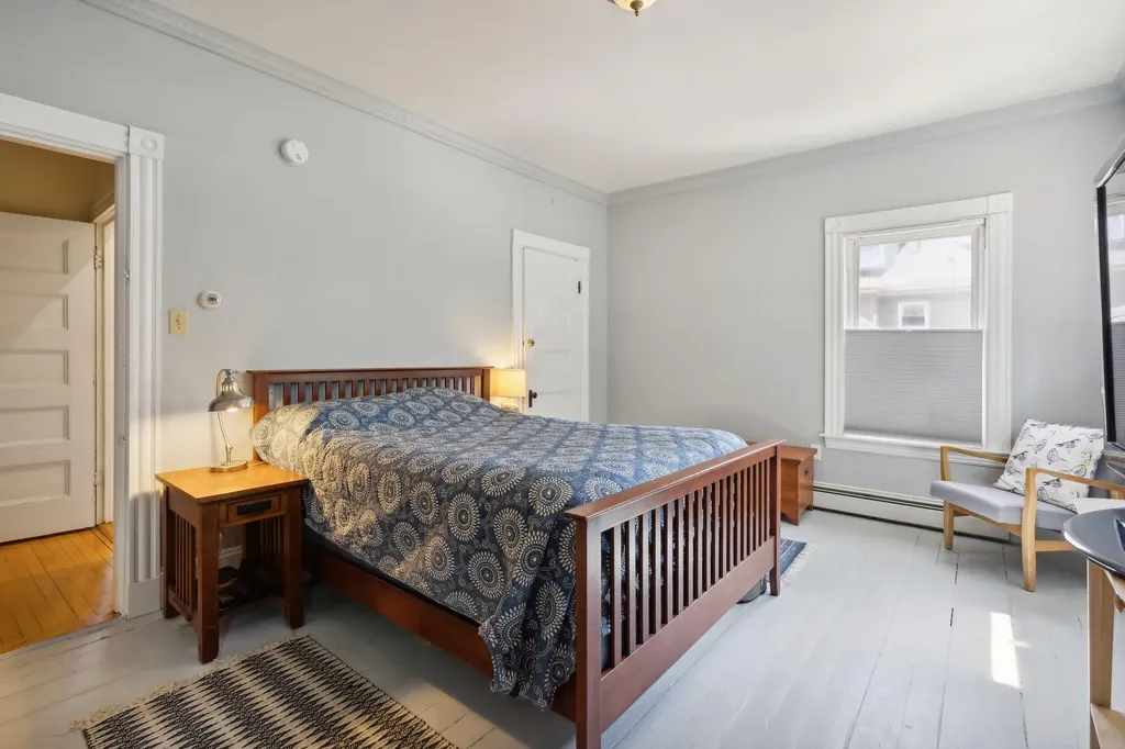 49 Clifton Street Portland ME 04101