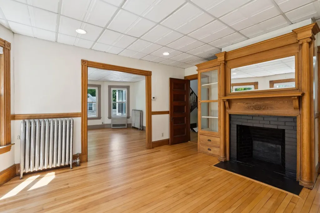 49 Clifton Street Portland ME 04101