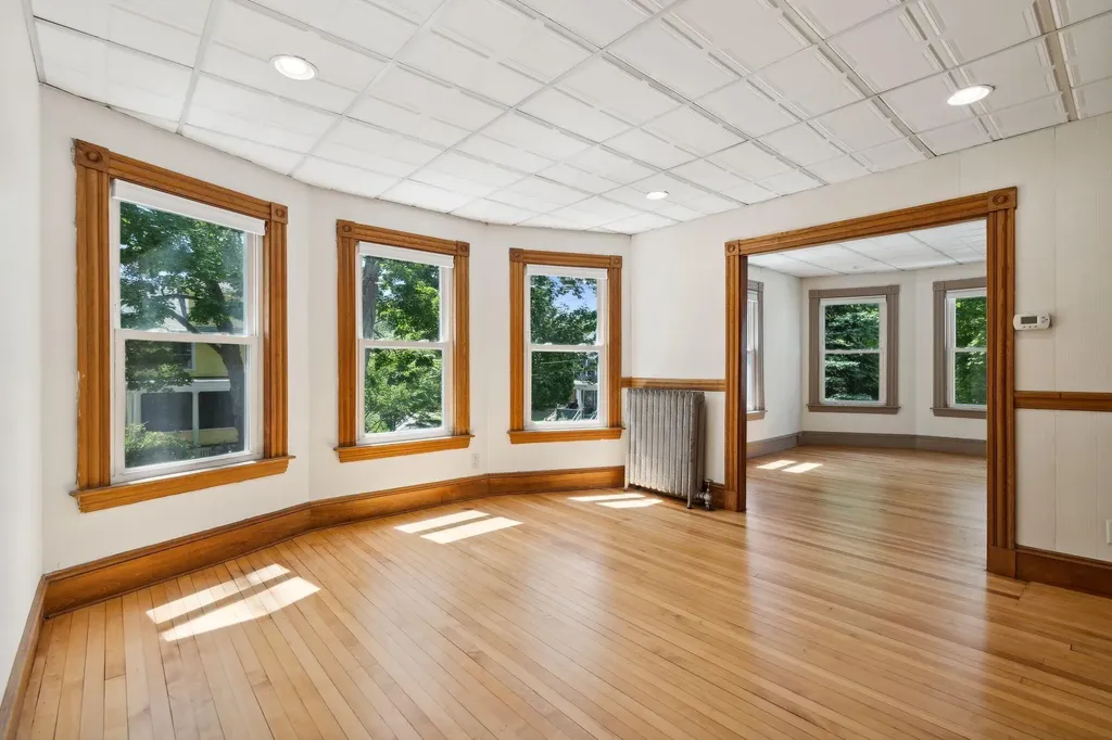 49 Clifton Street Portland ME 04101