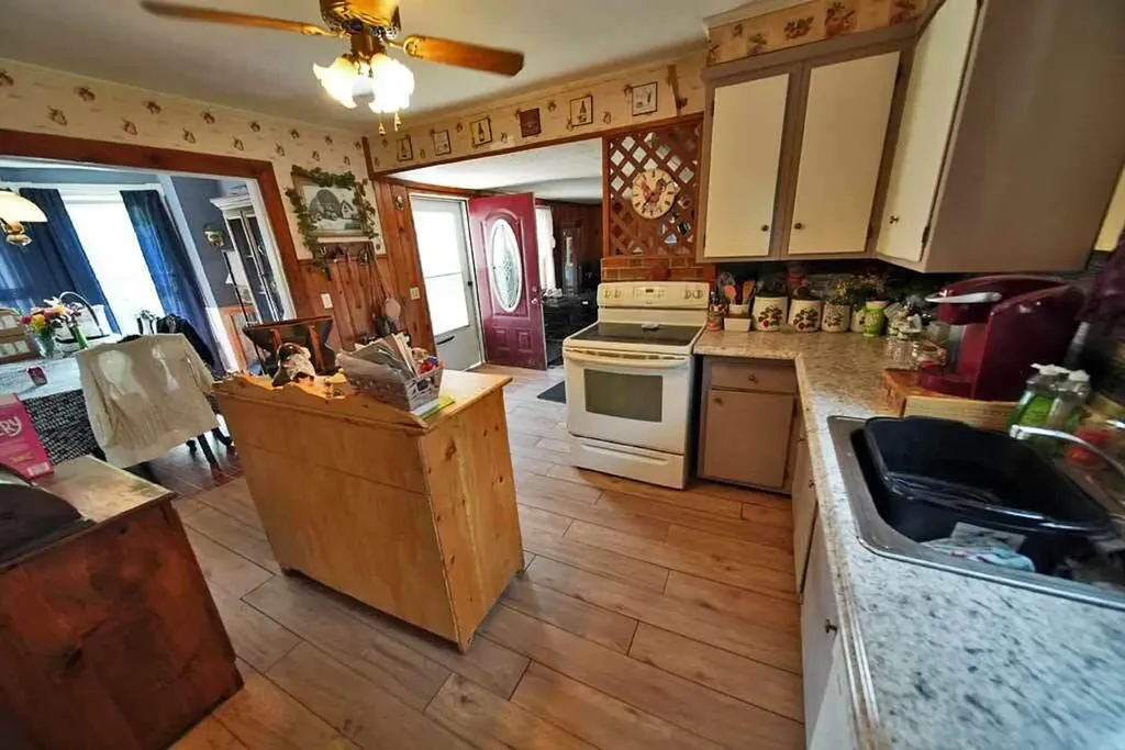 34 Charles Street Houlton ME 04730