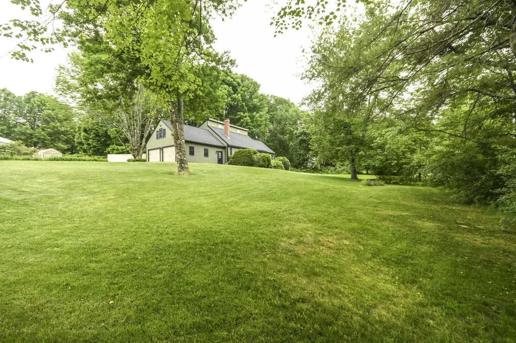 12 Green Ridge Drive Buxton ME 04093