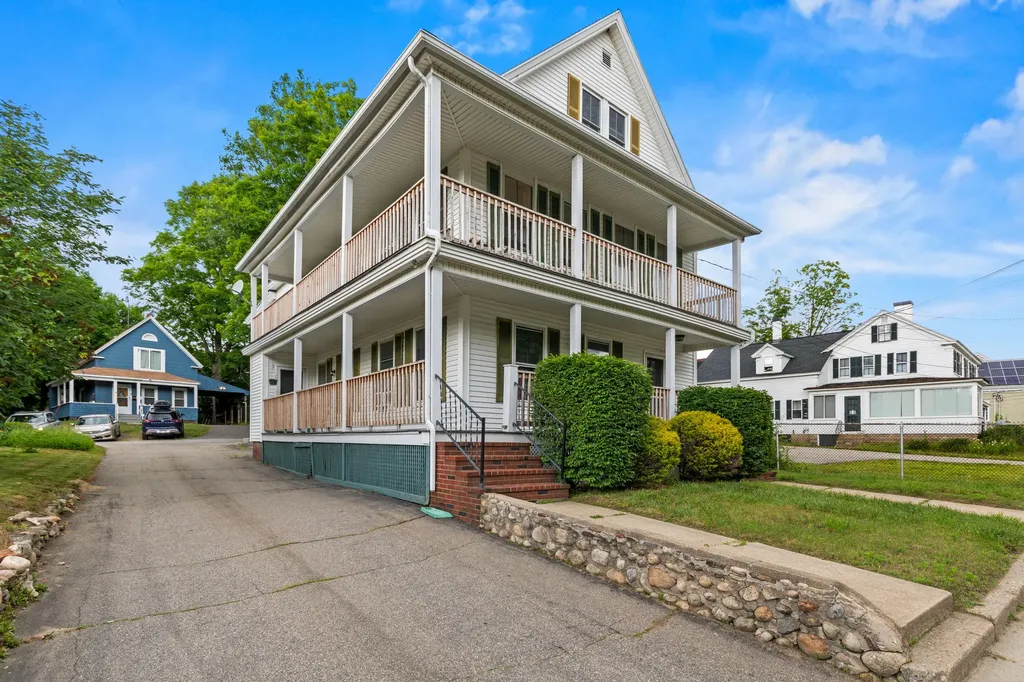 15 Lebanon Street Sanford ME 04073