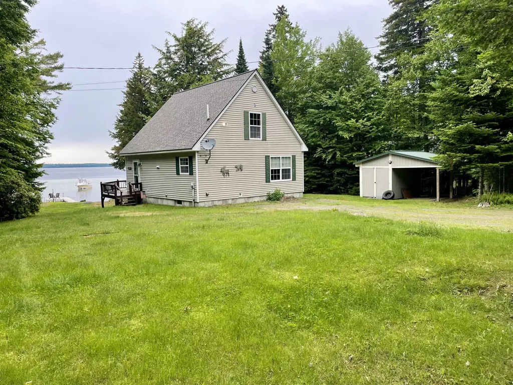 16 Bilodeau Lane Tomhegan Twp ME 04478